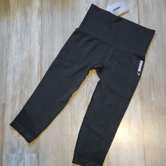 GymShark Cropped Leggings - Picture 3 of 5